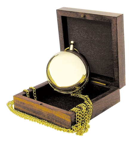 Kompass in Taschenuhrform mit Kette, Messing
