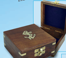 Holzbox mit Messingintarsien, 10 cm