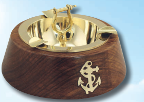 Maritimer Aschenbecher mit Schäkel