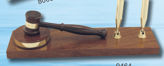 Schreibtischset mit Richterhammer und Stifthaltern